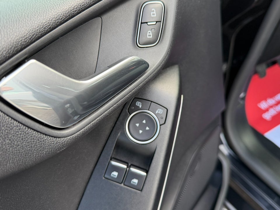 Ford Fiesta 1,0 EcoBoost Titanium 5d