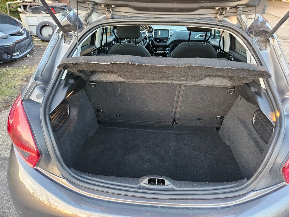 Peugeot 208 1,2 e-THP 110 Sport Sky 5d