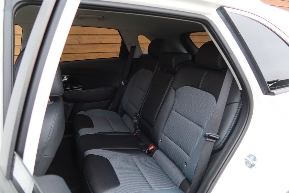 Kia e-Niro 64 Advance 5d