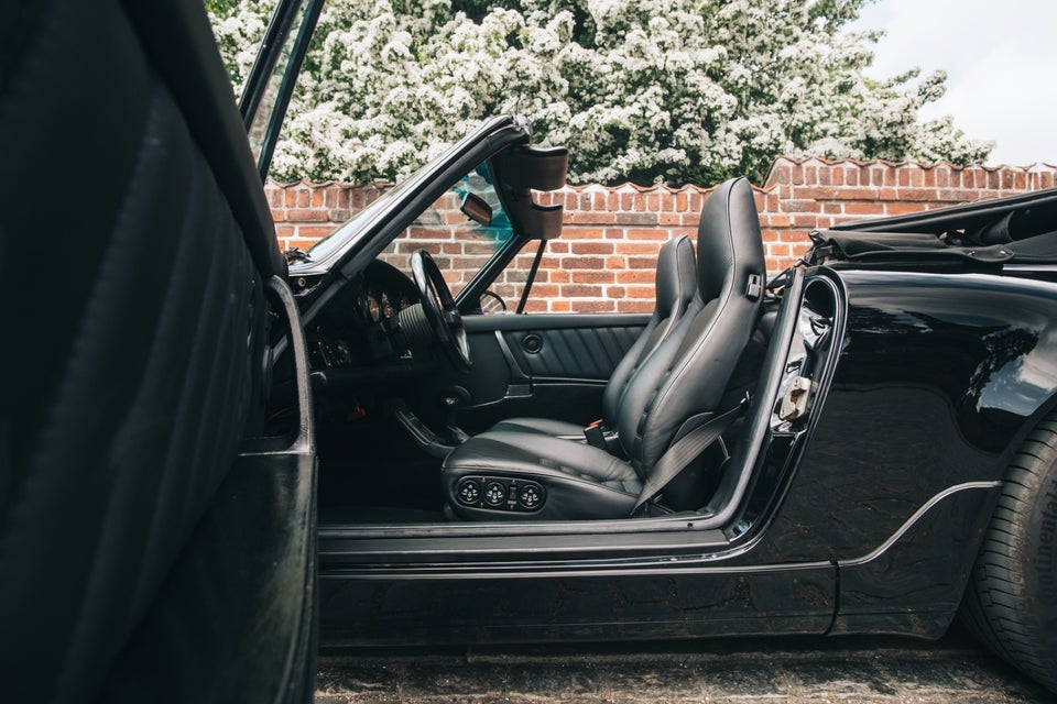 Porsche 911 3,6 Carrera 2 Cabriolet 2d