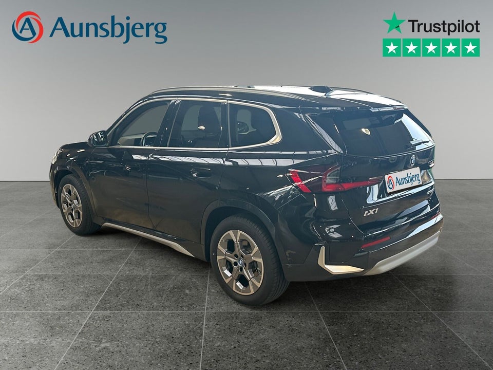 BMW iX1 eDrive20 X-Line 5d