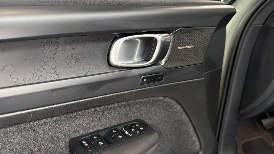 Volvo EX40 Extended Range Ultra 5d