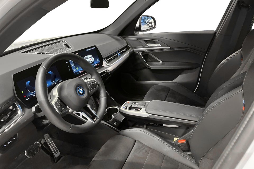 BMW iX1 eDrive20 M-Sport 5d