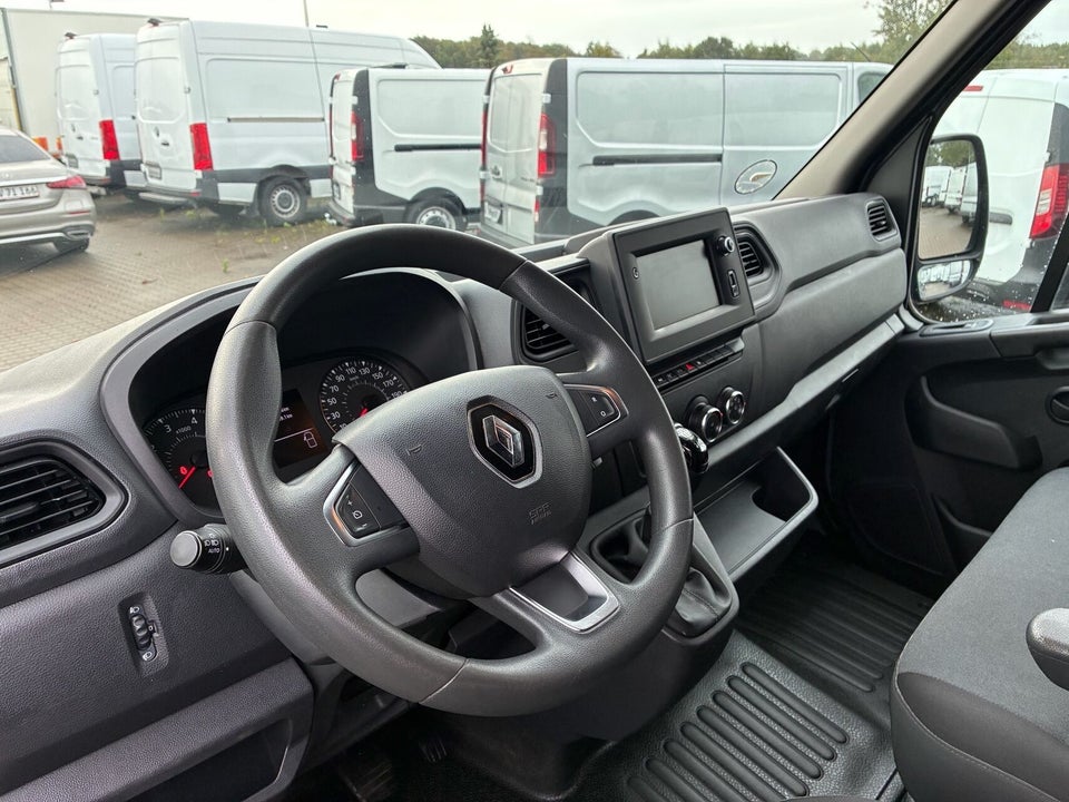 Renault Master IV T35 2,3 dCi 180 L3H2 Kassevogn