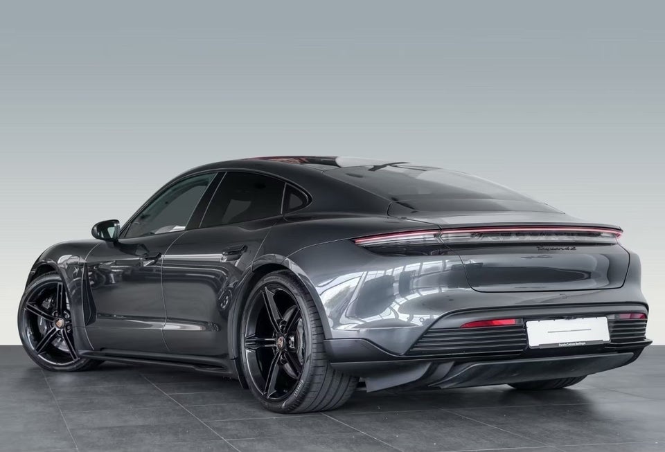 Porsche Taycan 4S Performance+ 4d