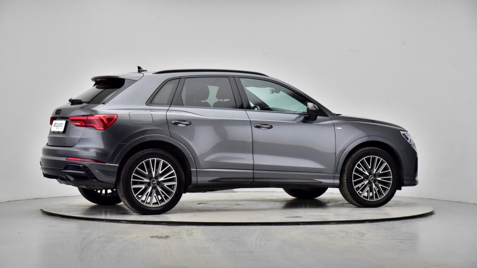 Audi Q3 45 TFSi e S-line plus S-tr. 5d