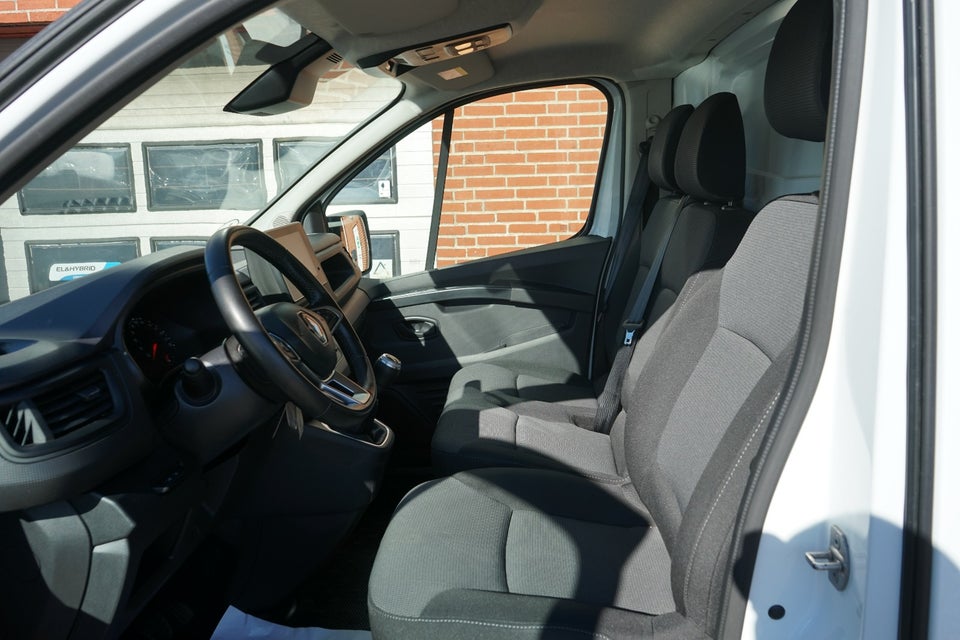 Renault Trafic 2,0 dCi 130 L2H1 Tekno