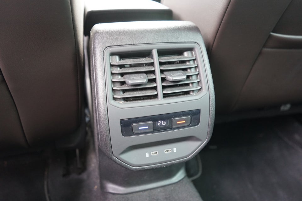 Seat Leon 1,5 eTSi 150 Xcellence Sportstourer DSG 5d