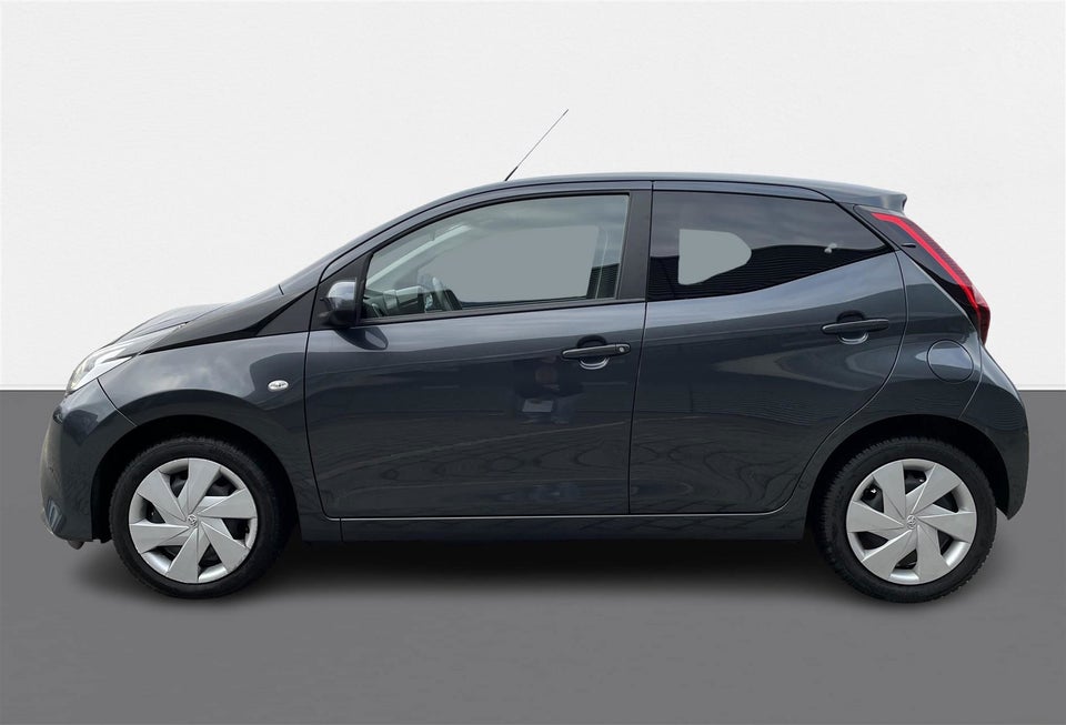 Toyota Aygo 1,0 VVT-i x-press 5d