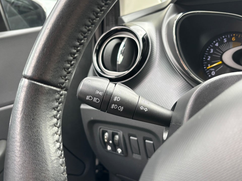 Renault Captur 1,2 TCe 120 Expression EDC 5d