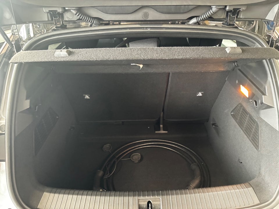 Renault Megane E-Tech 60 Techno 5d