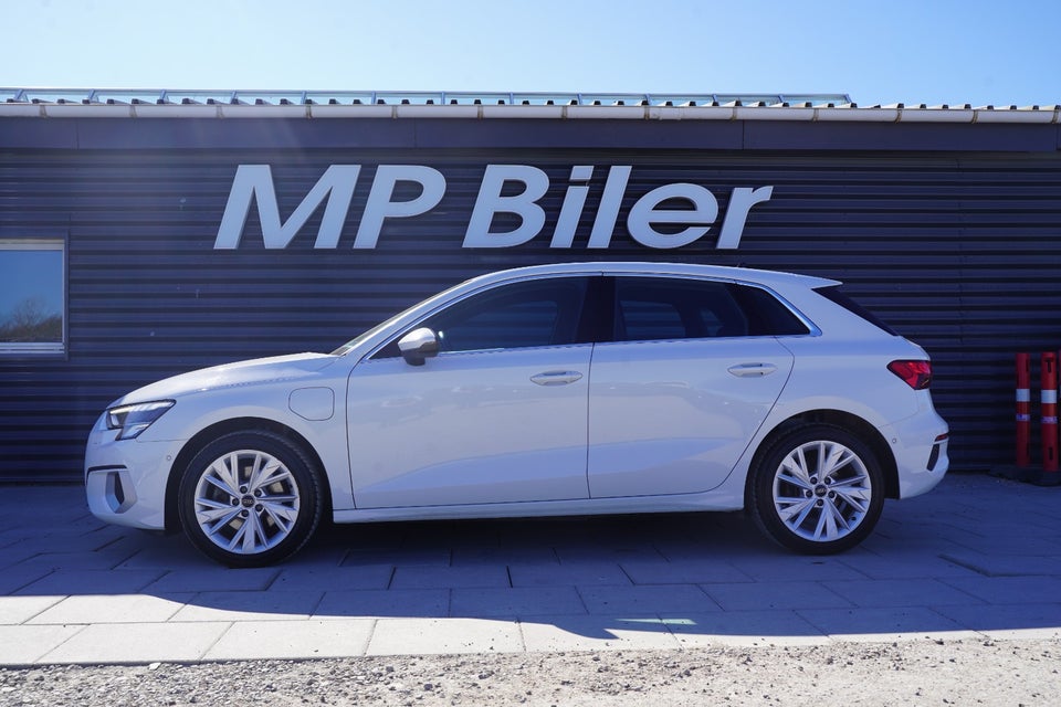 Audi A3 40 TFSi e Sport Sportback S-tr. 5d