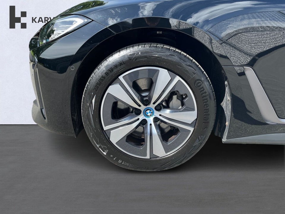 BMW i4 eDrive35 Charged 5d