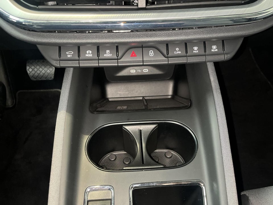 Skoda Enyaq 60 iV Loft 5d