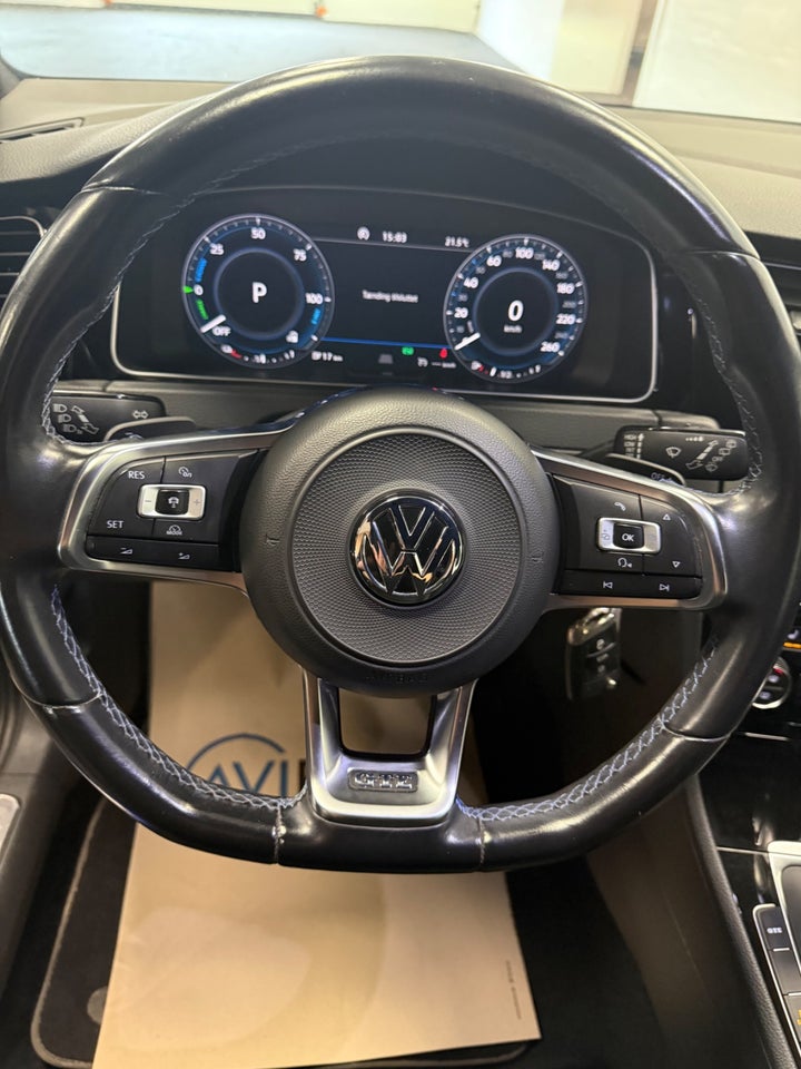 VW Golf VII 1,4 GTE DSG 5d