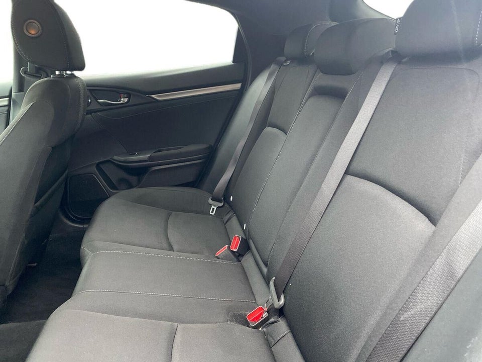 Honda Civic 1,0 VTEC Turbo Elegance 5d