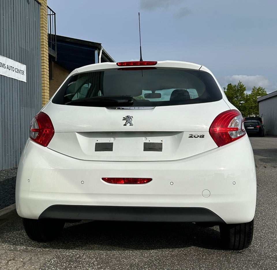 Peugeot 208 1,0 VTi Active+ 5d