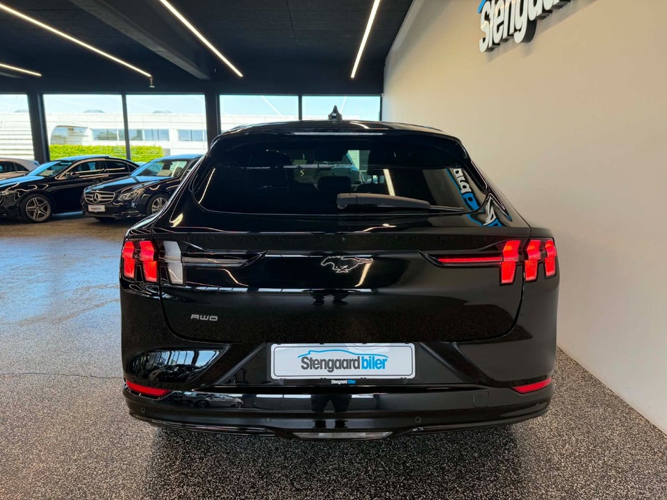 Ford Mustang Mach-E 91 Premium Extended Range AWD 5d