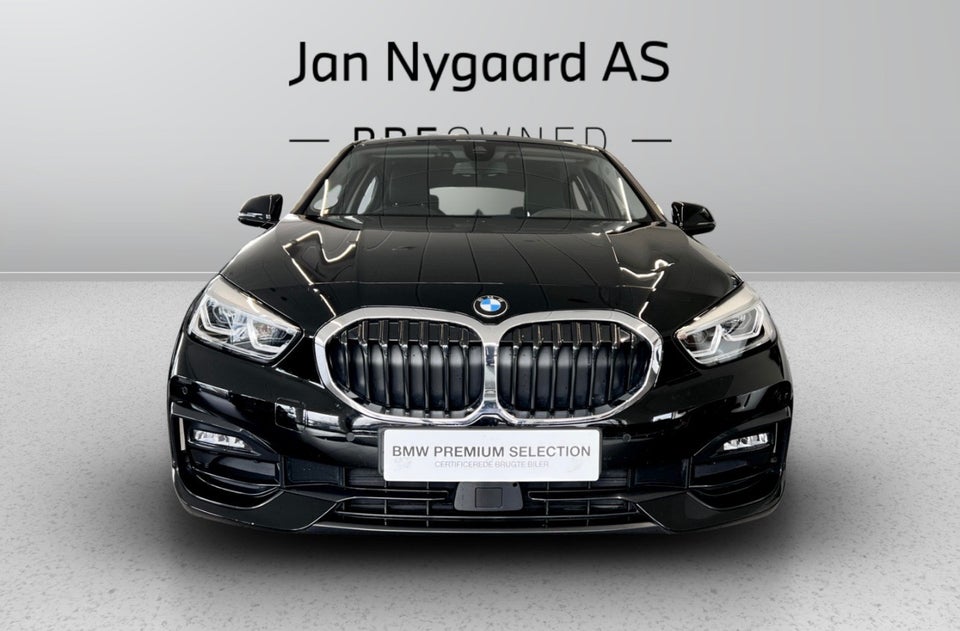 BMW 118i 1,5 Sport Line aut. 5d