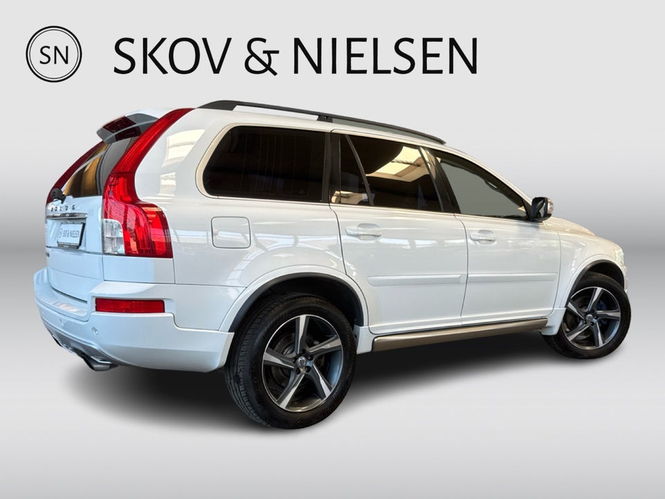 Volvo XC90 2,4 D5 200 R-Design aut. AWD 7prs 5d