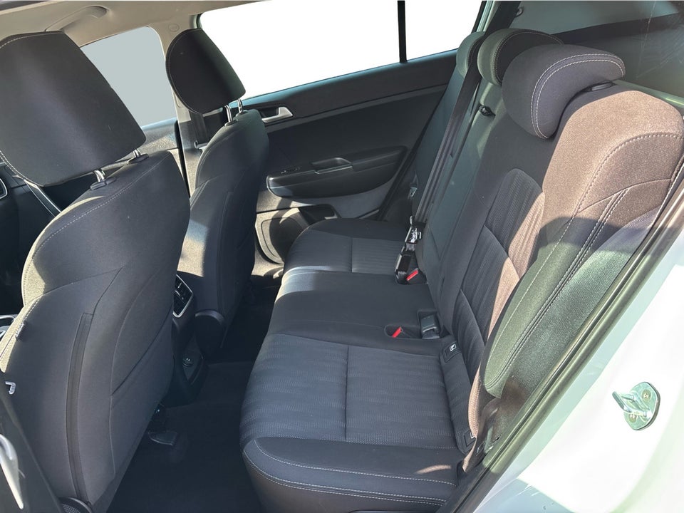 Kia Sportage 1,6 CRDi mHEV Vision DCT 5d