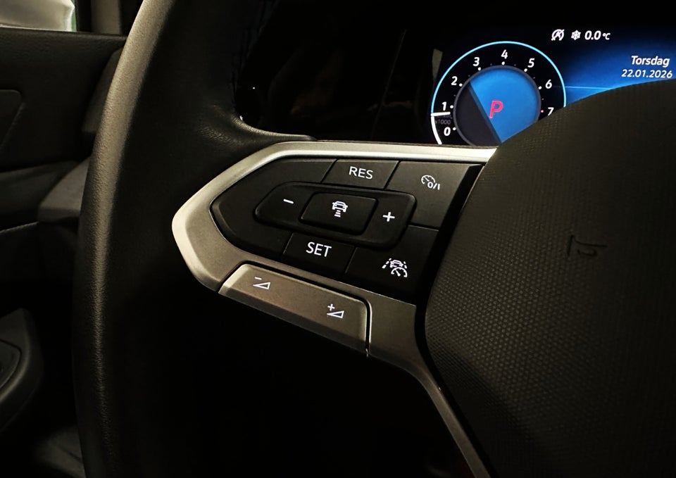 VW Golf VIII 1,5 eTSi 150 Style DSG 5d