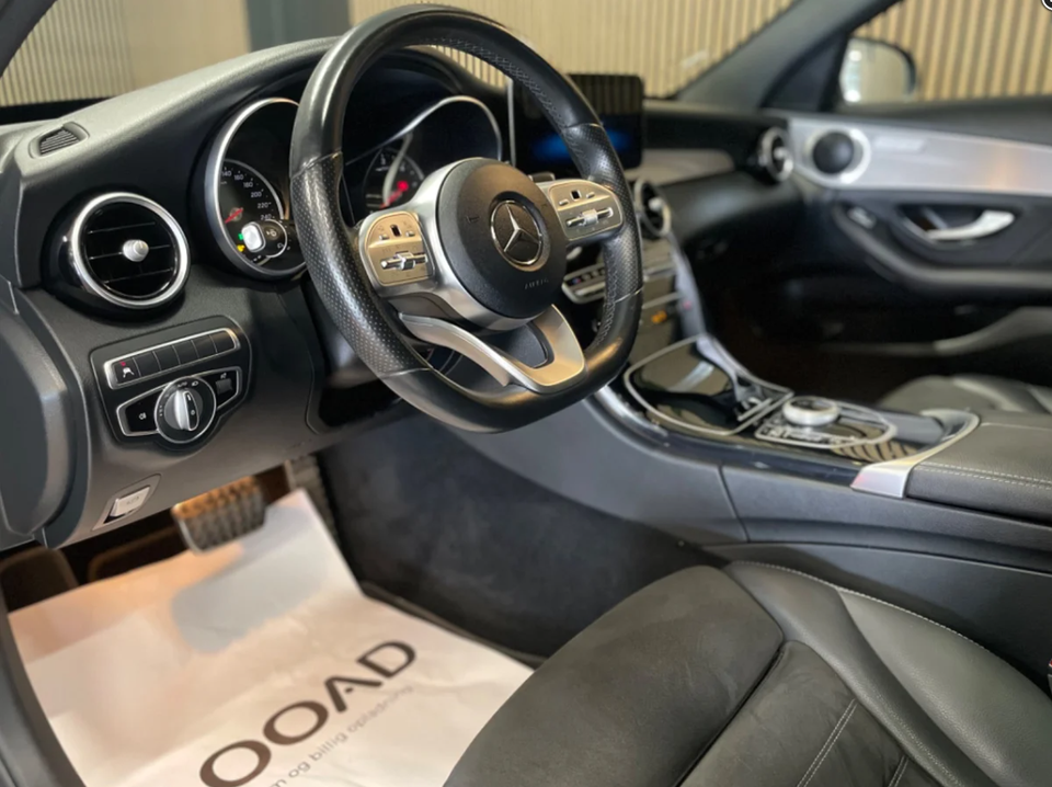 Mercedes C300 de 2,0 Advantage AMG stc. aut. 5d