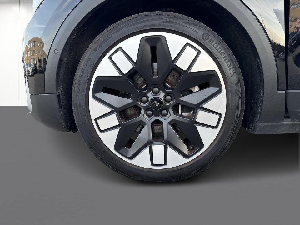 Ford Explorer 84 Premium Extended Range AWD 5d