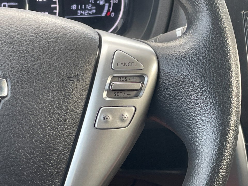 Nissan Note 1,2 Tekna 5d