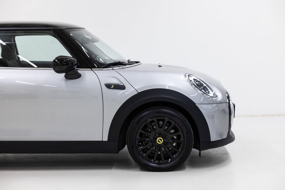MINI Cooper SE Camden Edition 3d
