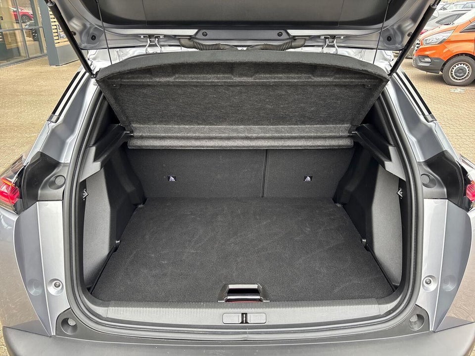 Peugeot e-2008 50 Allure 5d