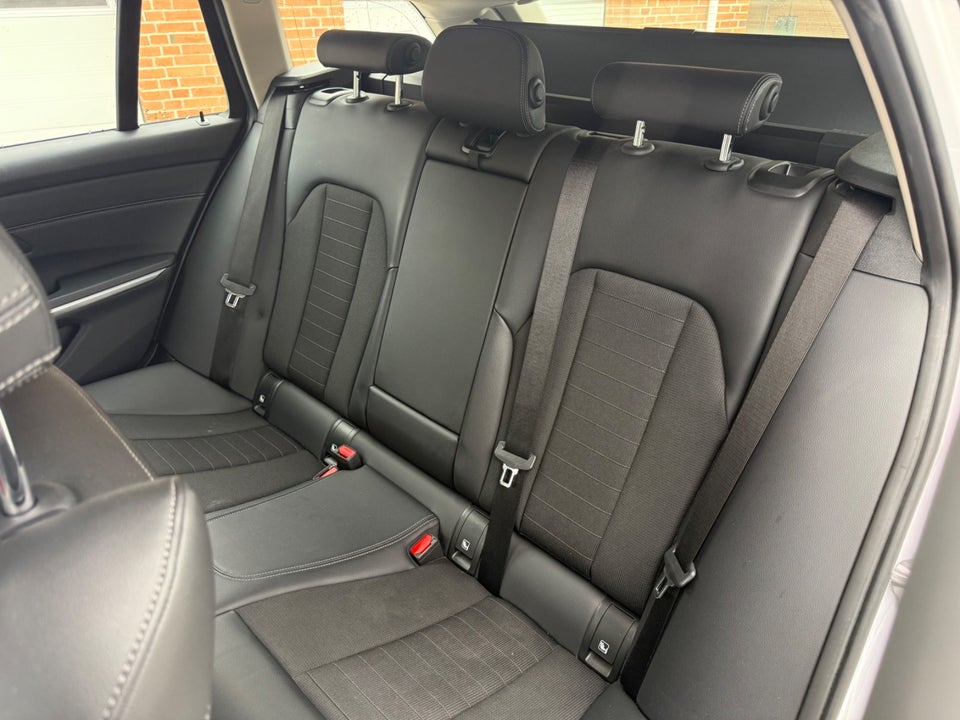 BMW 330e 2,0 Touring Sport Line aut. 5d