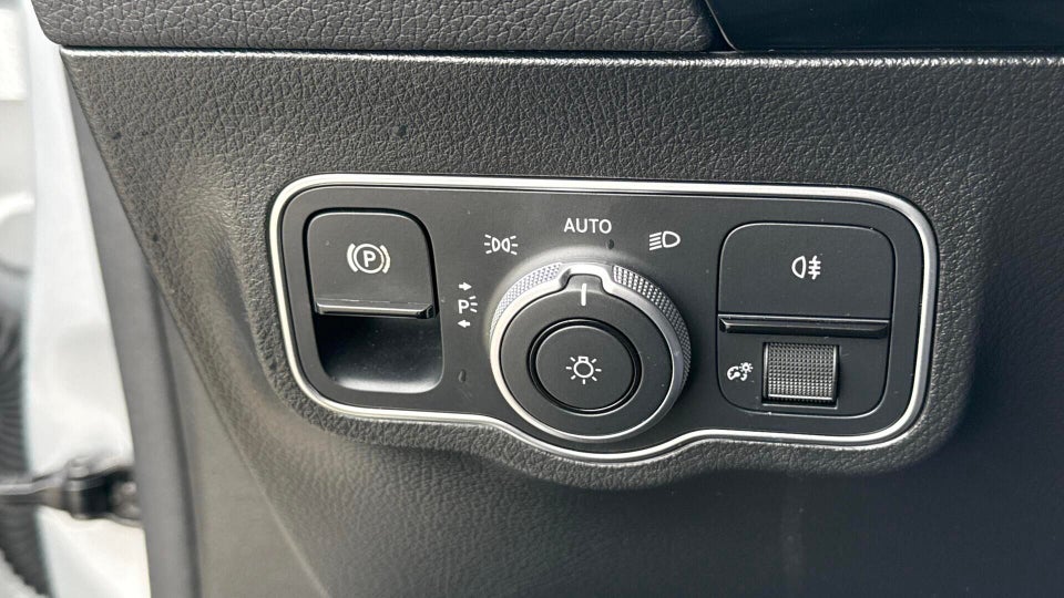 Mercedes EQA250+ Progressive 5d