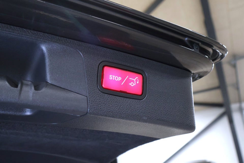 Mercedes E300 de 2,0 AMG Line stc. aut. 4Matic 5d