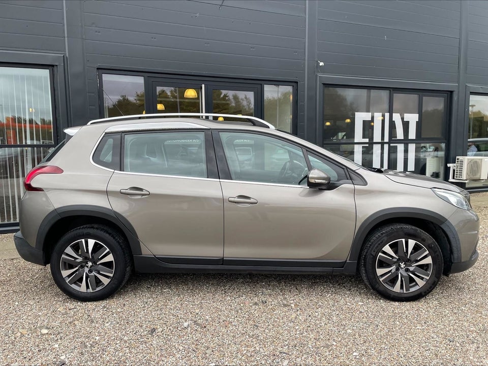 Peugeot 2008 1,6 BlueHDi 100 Allure 5d