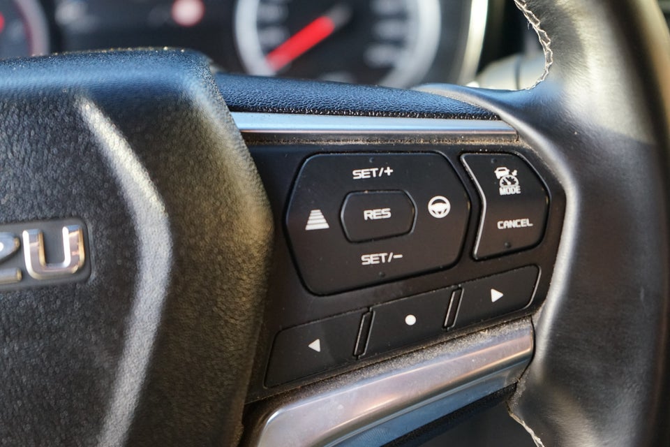 Isuzu D-Max 1,9 TD 163 Crew Cab Exclusive aut. 4d