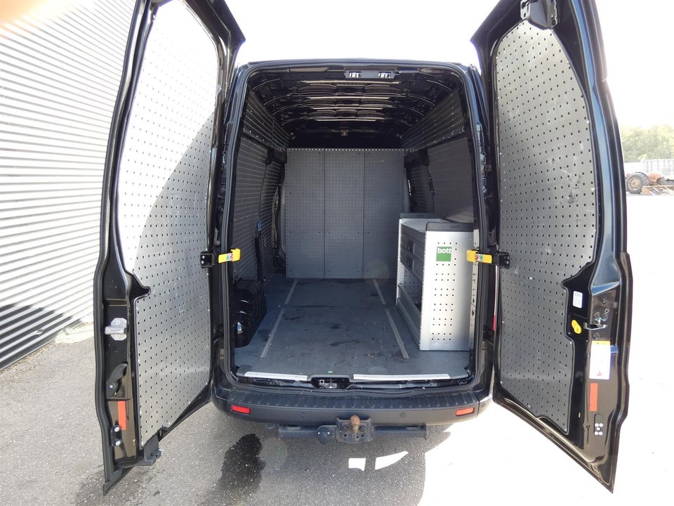Ford Transit Custom 320 L2 2,0 TDCi 170 Trend aut.