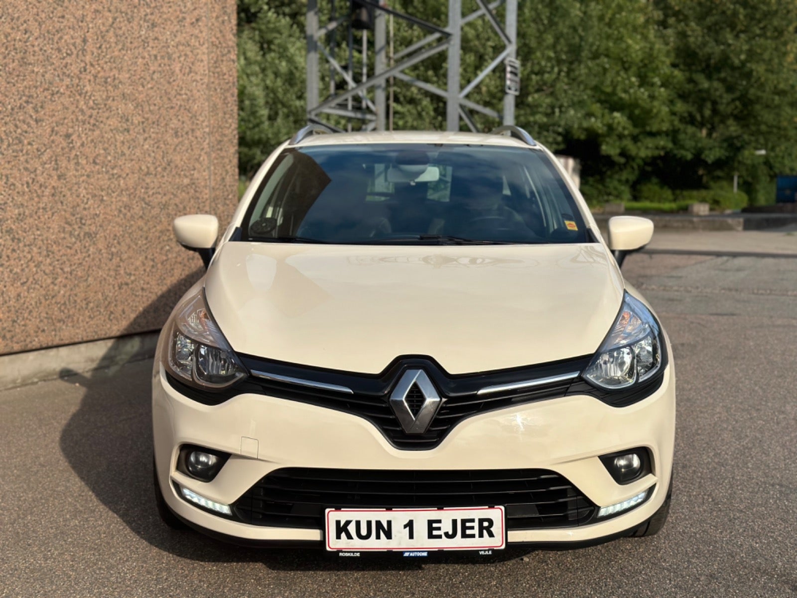 Renault Clio IV 1,5 dCi 90 Zen Sport Tourer 5d