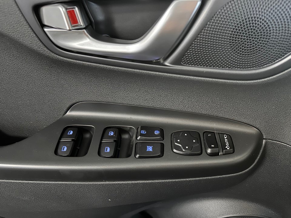 Hyundai Kona 39 EV Essential 5d