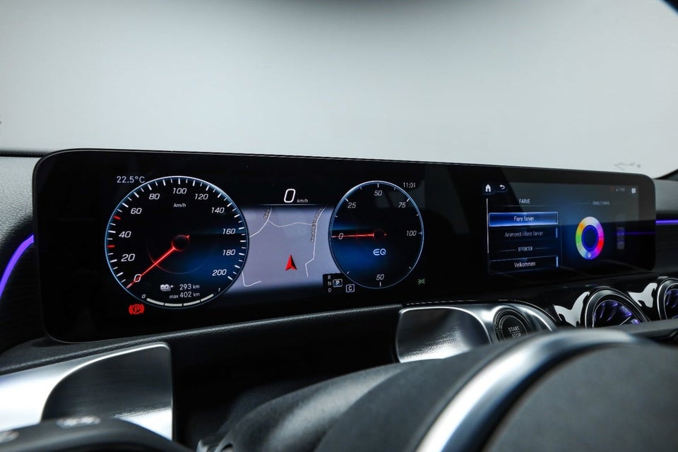 Mercedes EQB300 Progressive 4Matic Van 5d