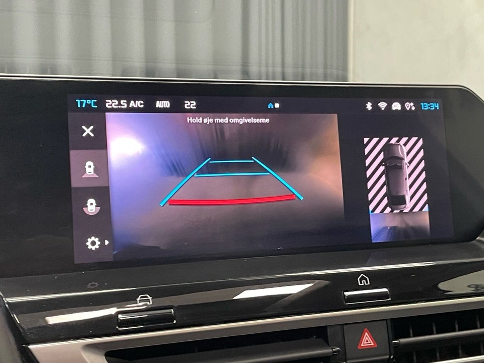 Citroën ë-C4 X 50 Shine 4d