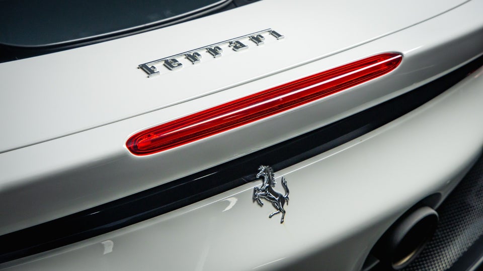 Ferrari SF90 Stradale 4,0 DCT 2d