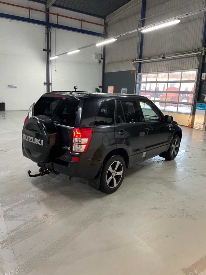 Suzuki Grand Vitara 1,9 DDiS SE Van 5d