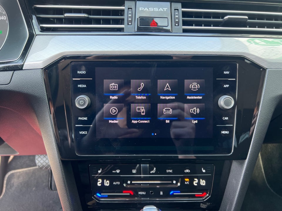 VW Passat 2,0 TDi 150 Business High Variant DSG Van 5d