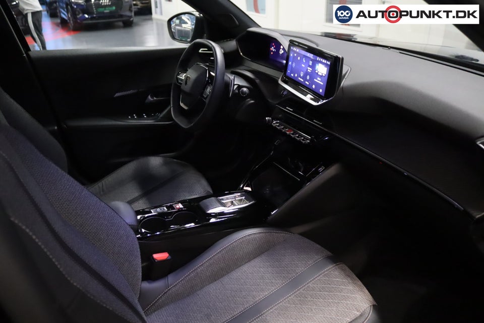Peugeot 2008 1,2 PureTech 130 Allure EAT8 5d
