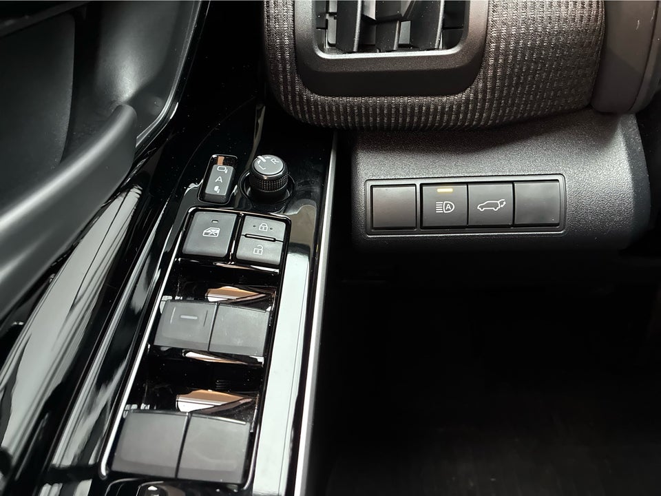 Subaru Solterra 71 Limited 5d