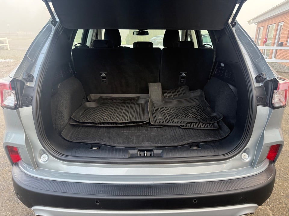 Ford Kuga 2,5 PHEV Titanium CVT 5d