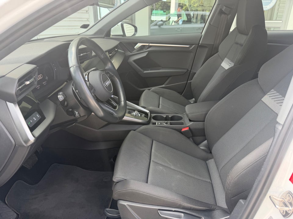 Audi A3 40 TFSi e Prestige Sportback S-tr. 5d