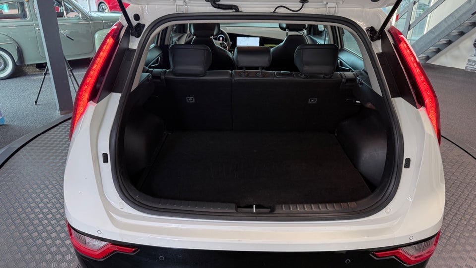 Kia Niro 64 EV Vision 5d