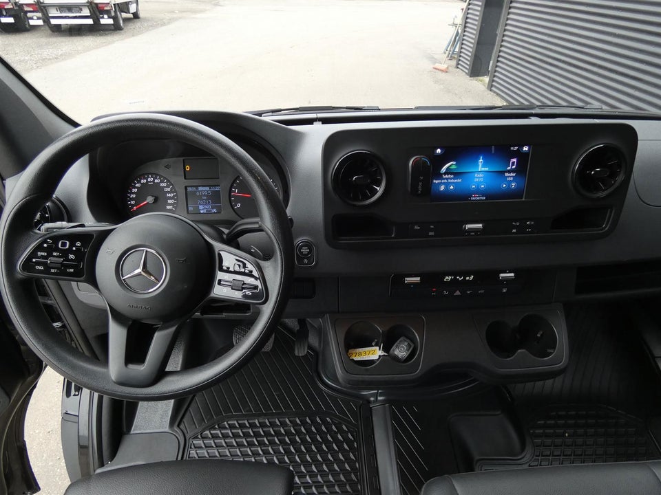 Mercedes Sprinter 317 2,0 CDi A2 Kassevogn aut. RWD